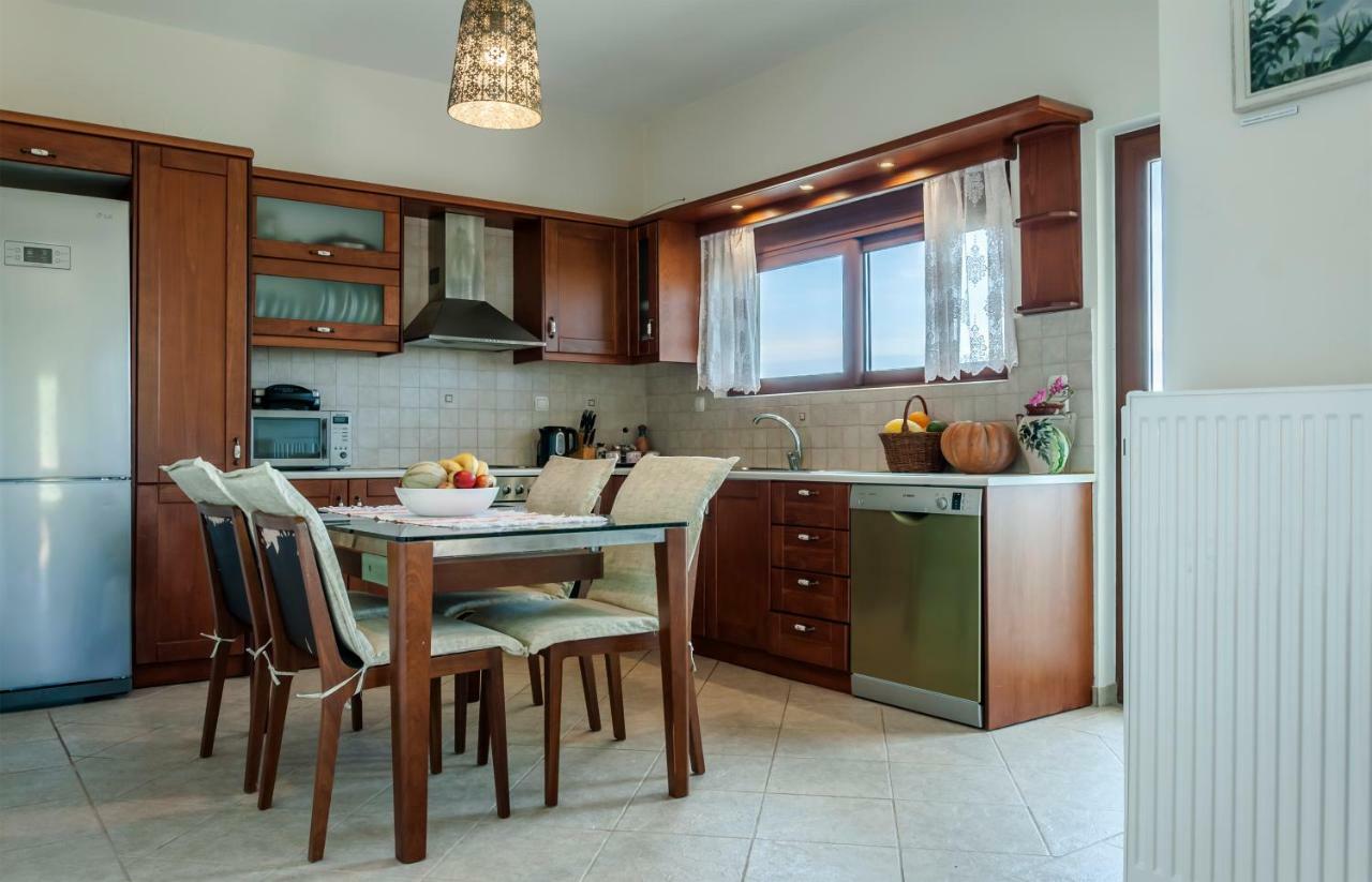 Bliss House Villa Плака Екстериор снимка